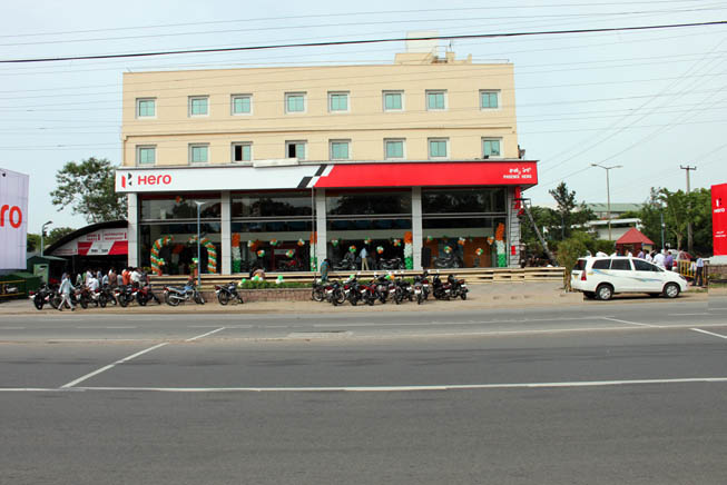 Hero bike showrooms in Nacharam